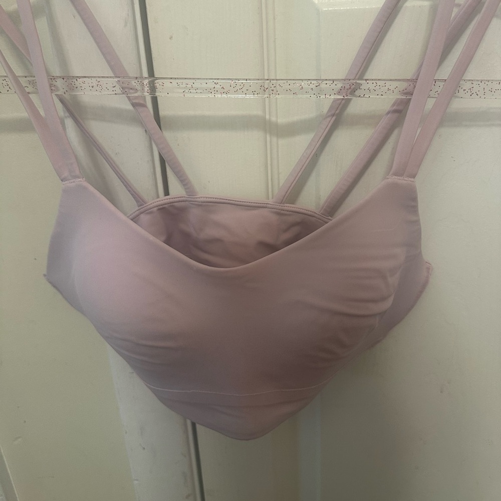 Lululemon Like a cloud bra. Light support B/C cup